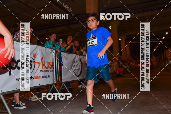 Buy your photos of the event1 Corrida Masha e o Urso no Tiet Plaza Shopping on Fotop