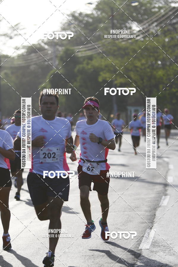 Buy your photos of the eventOutubro Rosa 2018 on Fotop