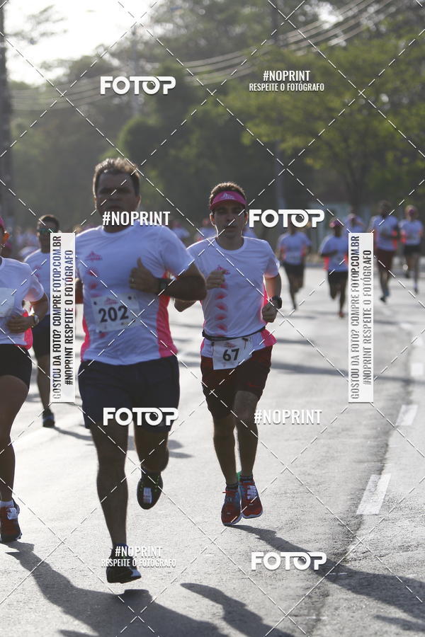 Buy your photos of the eventOutubro Rosa 2018 on Fotop