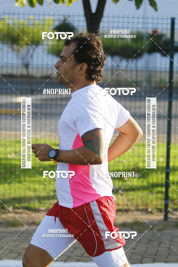 Buy your photos of the eventOutubro Rosa 2018 on Fotop