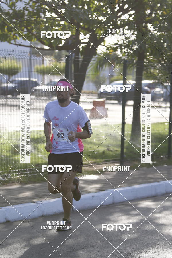 Buy your photos of the eventOutubro Rosa 2018 on Fotop