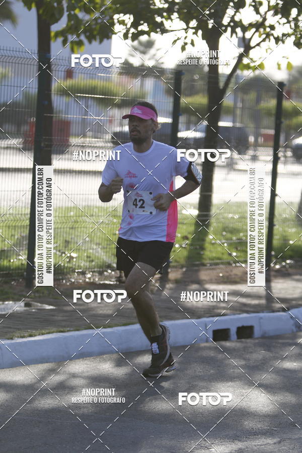 Buy your photos of the eventOutubro Rosa 2018 on Fotop