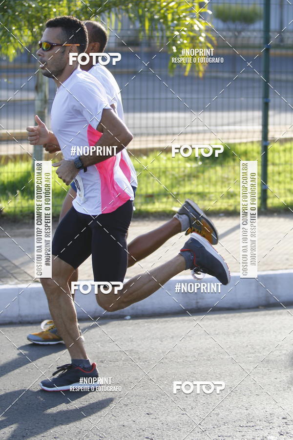 Buy your photos of the eventOutubro Rosa 2018 on Fotop