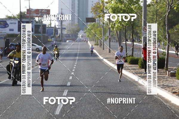 Buy your photos of the eventOutubro Rosa 2018 on Fotop