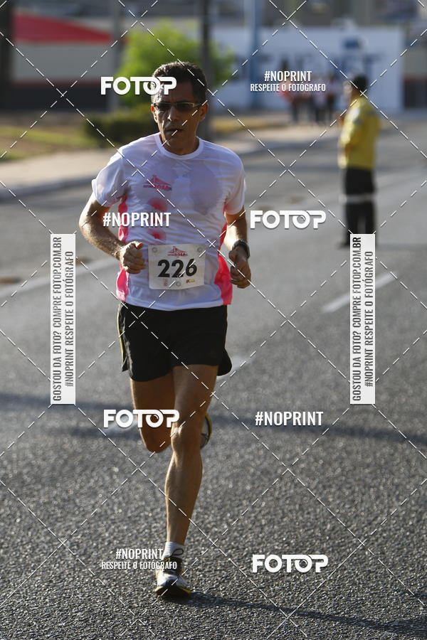 Buy your photos of the eventOutubro Rosa 2018 on Fotop