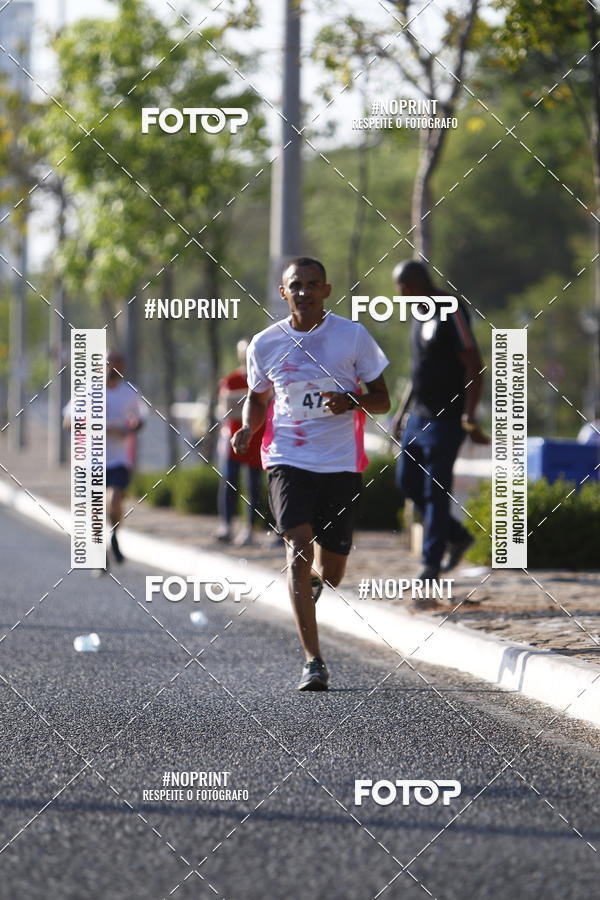 Buy your photos of the eventOutubro Rosa 2018 on Fotop