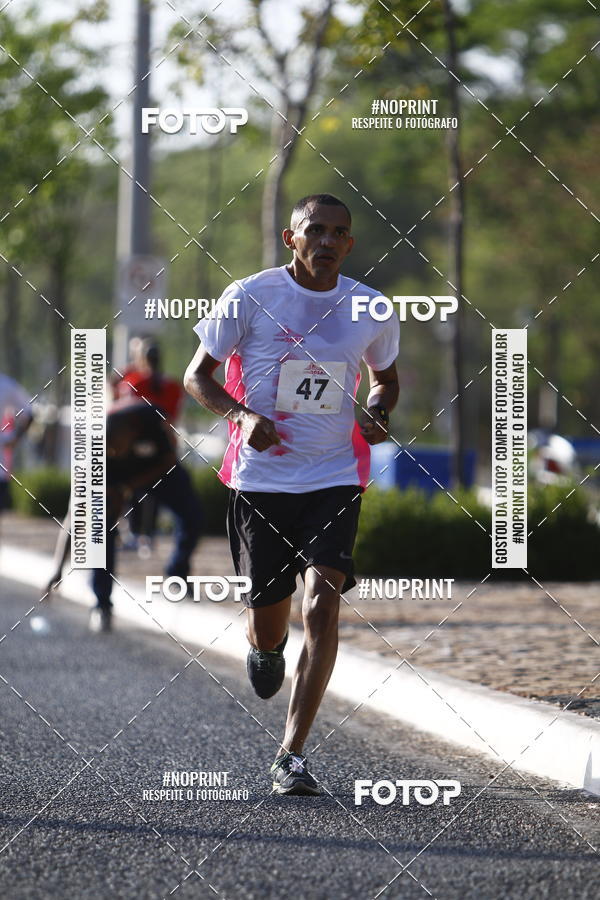 Buy your photos of the eventOutubro Rosa 2018 on Fotop