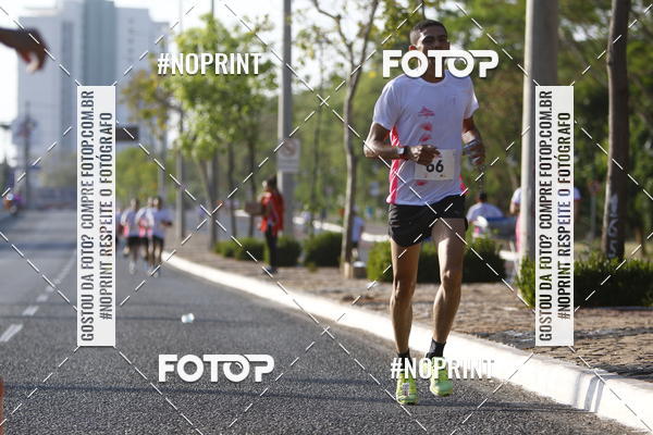 Buy your photos of the eventOutubro Rosa 2018 on Fotop