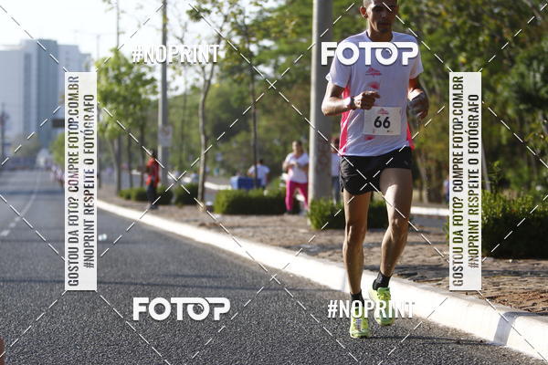 Buy your photos of the eventOutubro Rosa 2018 on Fotop