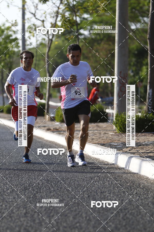 Buy your photos of the eventOutubro Rosa 2018 on Fotop