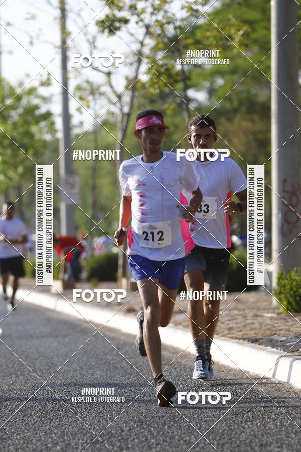 Buy your photos of the eventOutubro Rosa 2018 on Fotop