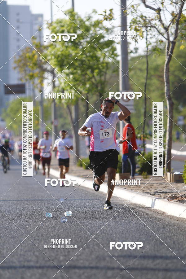 Buy your photos of the eventOutubro Rosa 2018 on Fotop