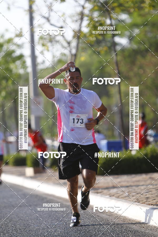 Buy your photos of the eventOutubro Rosa 2018 on Fotop