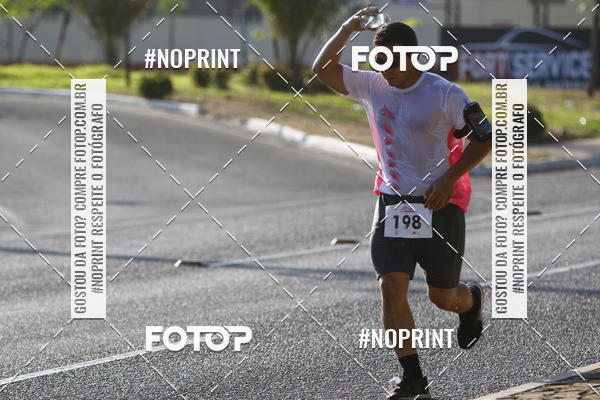 Buy your photos of the eventOutubro Rosa 2018 on Fotop