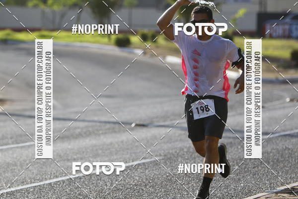 Buy your photos of the eventOutubro Rosa 2018 on Fotop