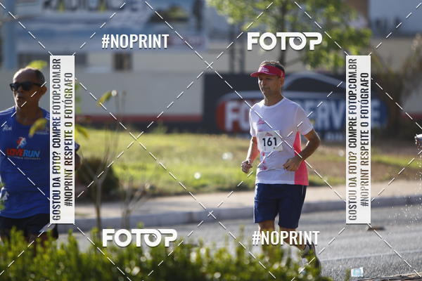 Buy your photos of the eventOutubro Rosa 2018 on Fotop