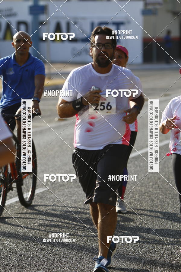 Buy your photos of the eventOutubro Rosa 2018 on Fotop