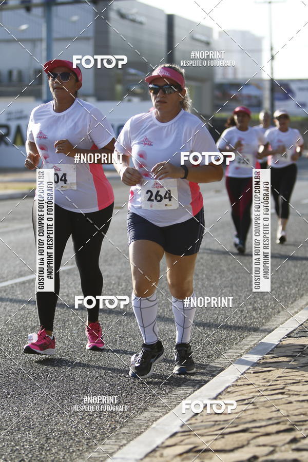 Buy your photos of the eventOutubro Rosa 2018 on Fotop