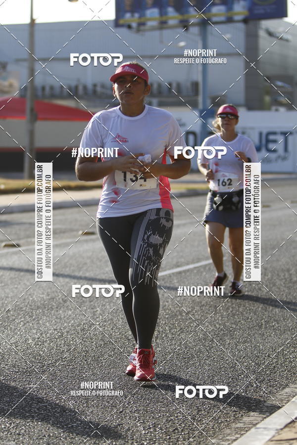 Buy your photos of the eventOutubro Rosa 2018 on Fotop