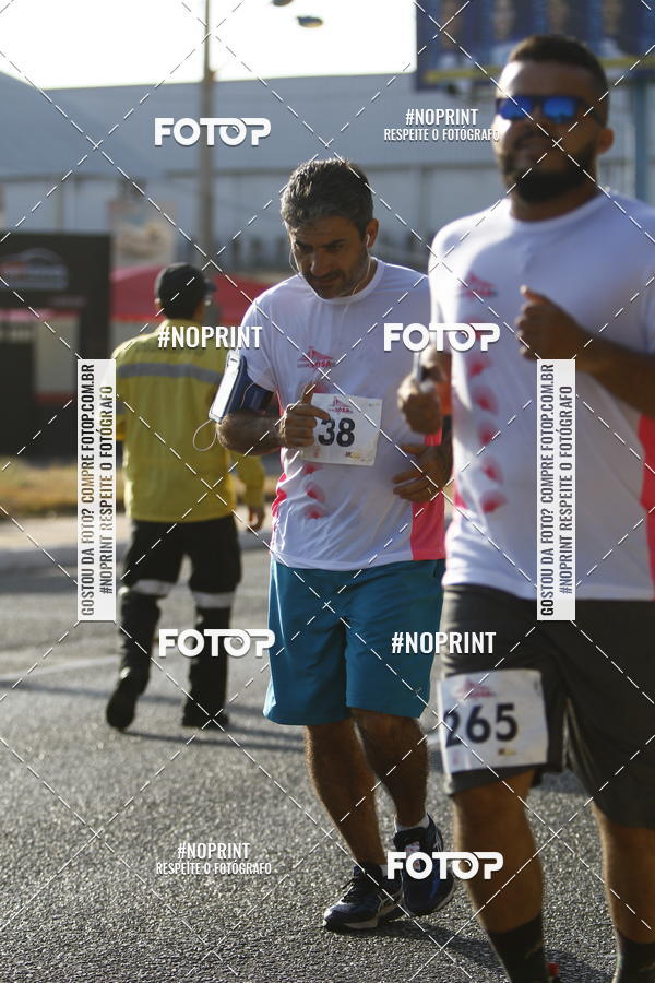 Buy your photos of the eventOutubro Rosa 2018 on Fotop