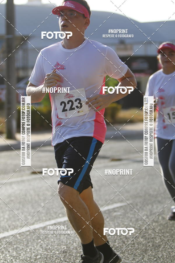 Buy your photos of the eventOutubro Rosa 2018 on Fotop