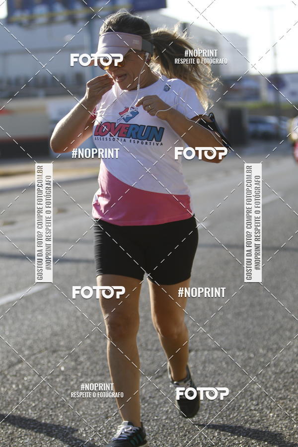 Buy your photos of the eventOutubro Rosa 2018 on Fotop