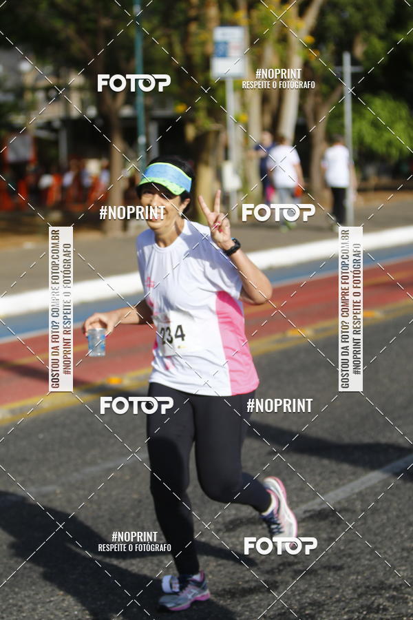 Buy your photos of the eventOutubro Rosa 2018 on Fotop