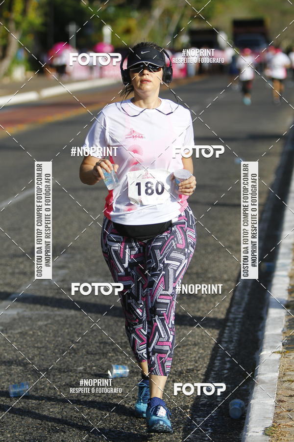 Buy your photos of the eventOutubro Rosa 2018 on Fotop