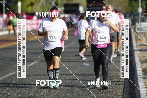 Buy your photos of the eventOutubro Rosa 2018 on Fotop