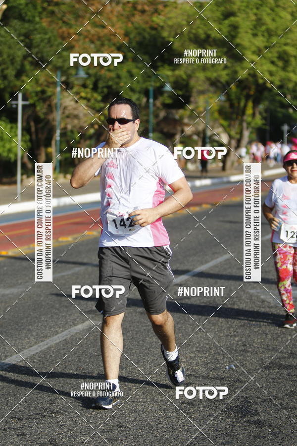 Buy your photos of the eventOutubro Rosa 2018 on Fotop