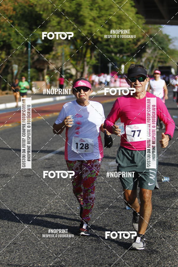 Buy your photos of the eventOutubro Rosa 2018 on Fotop