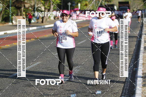 Buy your photos of the eventOutubro Rosa 2018 on Fotop