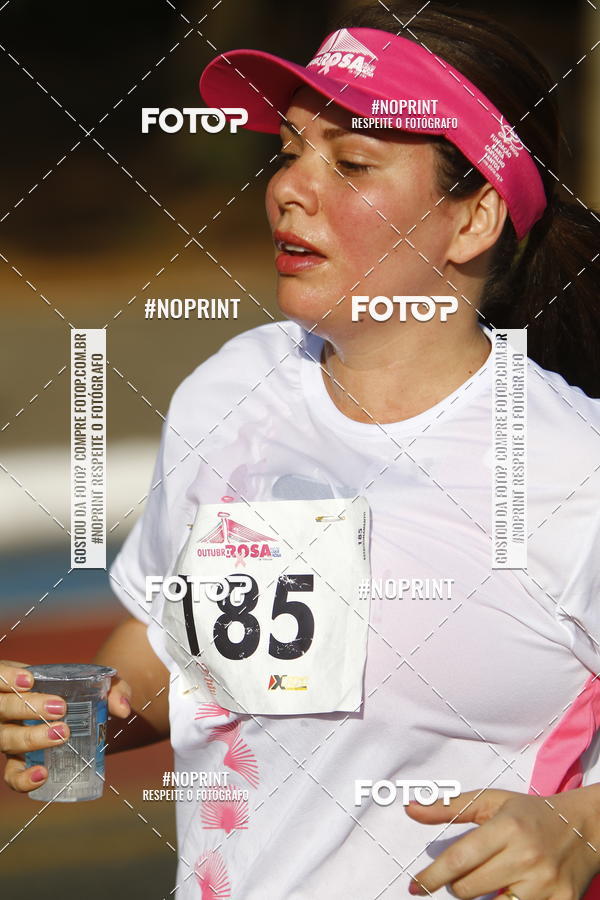 Buy your photos of the eventOutubro Rosa 2018 on Fotop