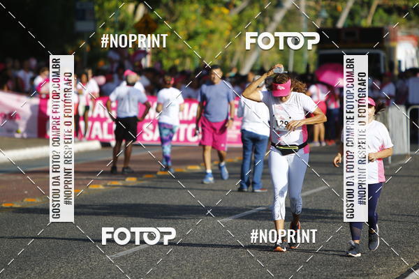 Buy your photos of the eventOutubro Rosa 2018 on Fotop