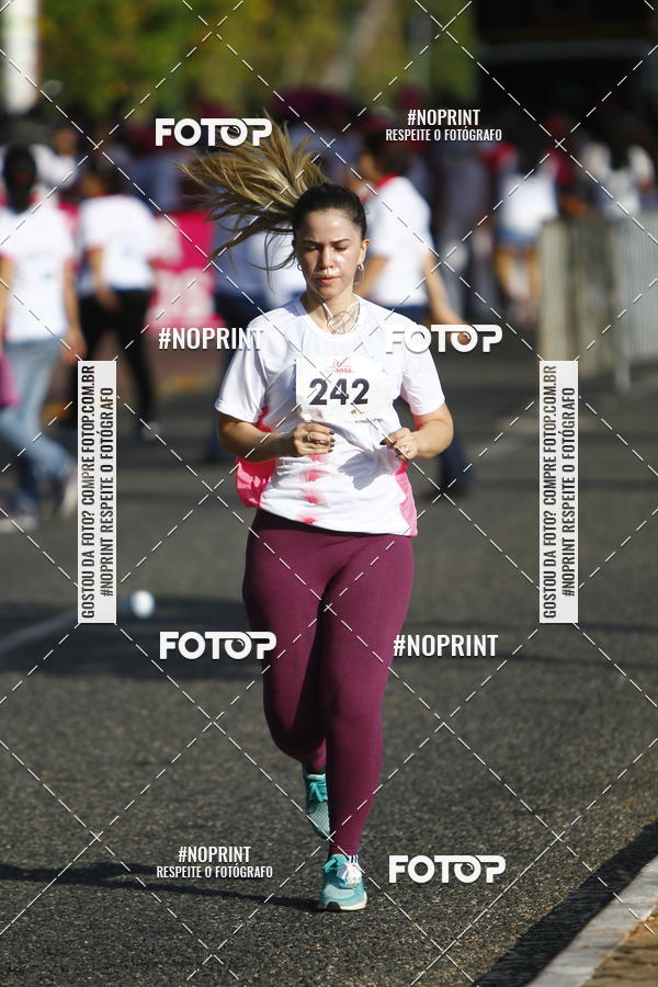 Buy your photos of the eventOutubro Rosa 2018 on Fotop