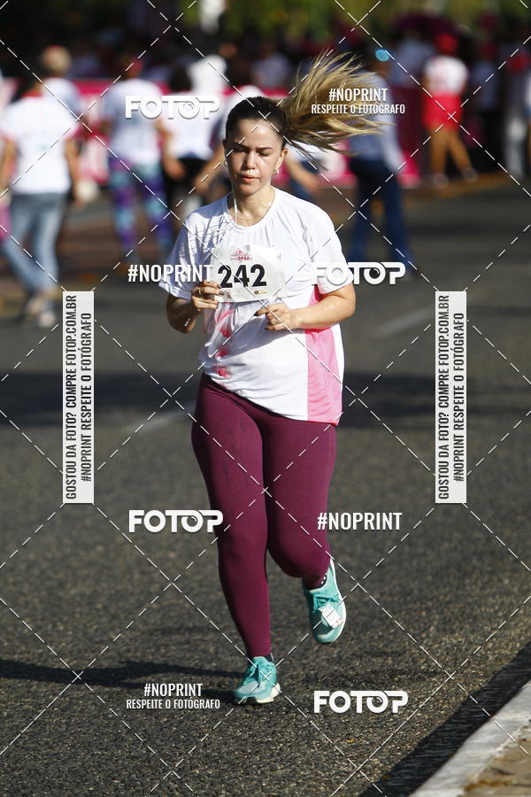 Buy your photos of the eventOutubro Rosa 2018 on Fotop