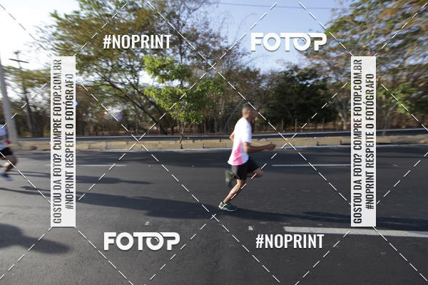 Buy your photos of the eventOutubro Rosa 2018 on Fotop