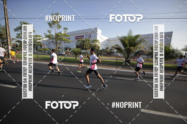 Buy your photos of the eventOutubro Rosa 2018 on Fotop