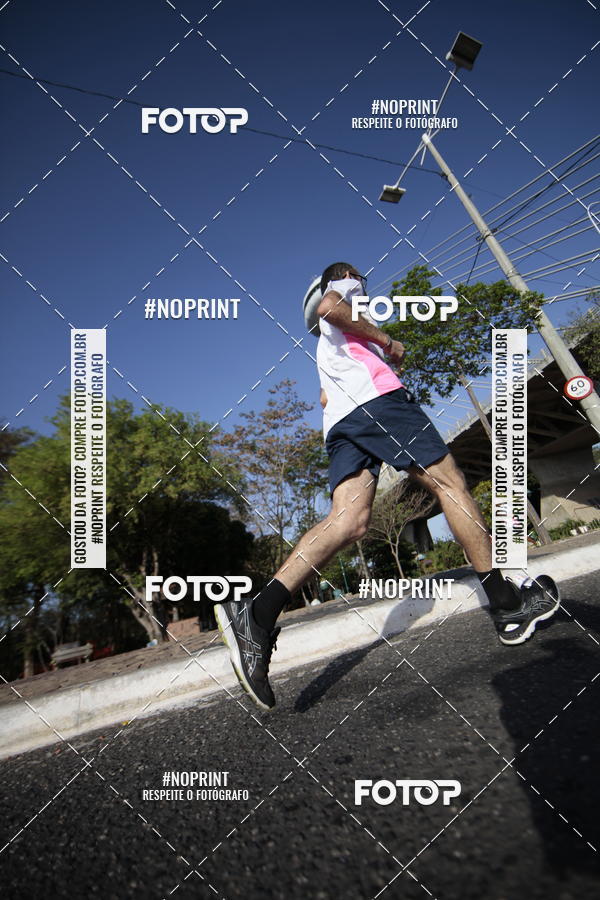 Buy your photos of the eventOutubro Rosa 2018 on Fotop