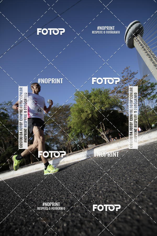 Buy your photos of the eventOutubro Rosa 2018 on Fotop