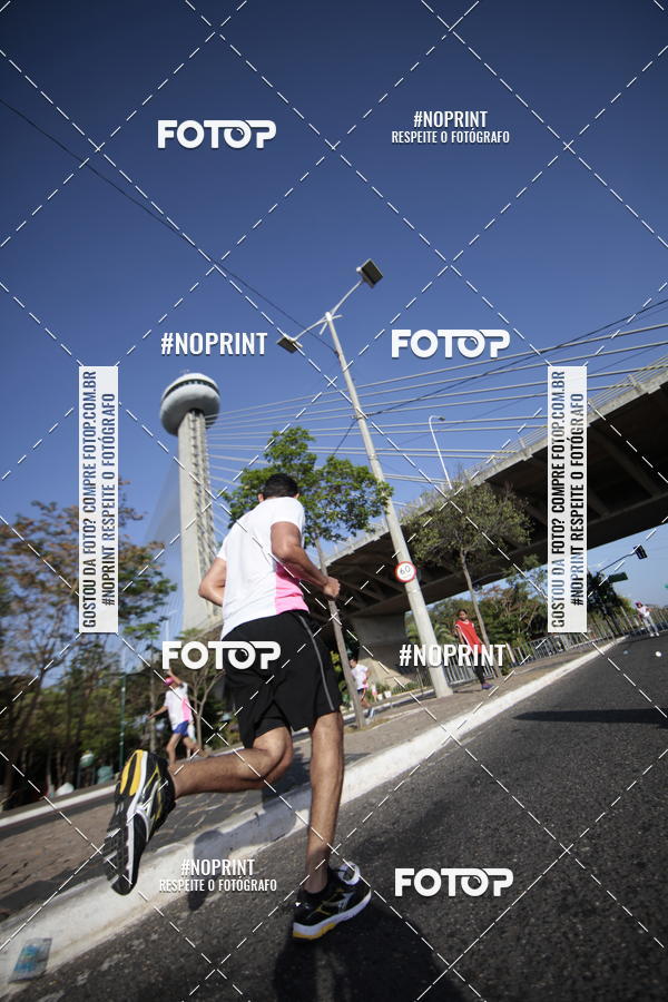 Buy your photos of the eventOutubro Rosa 2018 on Fotop