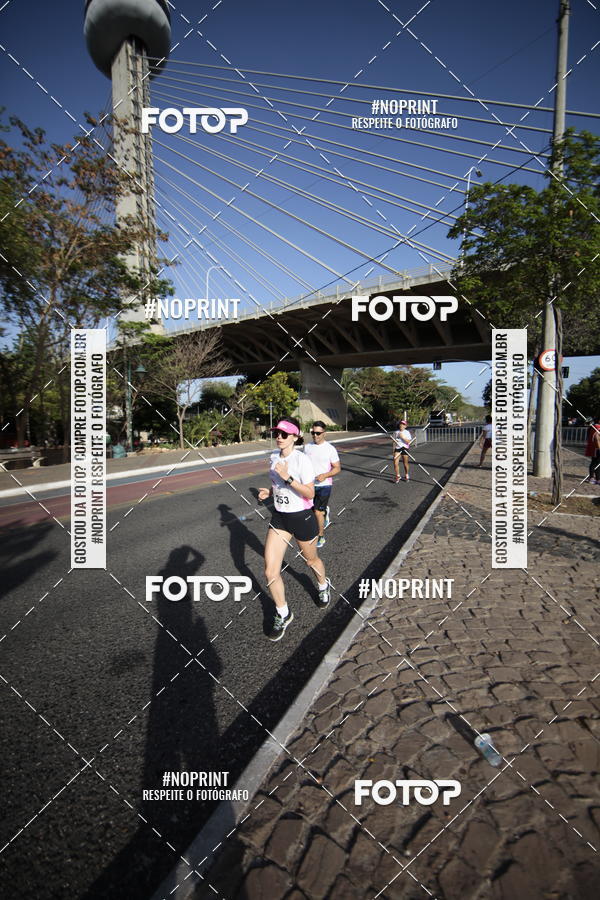 Buy your photos of the eventOutubro Rosa 2018 on Fotop