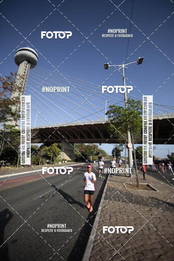 Buy your photos of the eventOutubro Rosa 2018 on Fotop