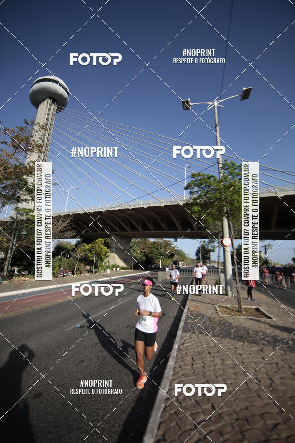 Buy your photos of the eventOutubro Rosa 2018 on Fotop
