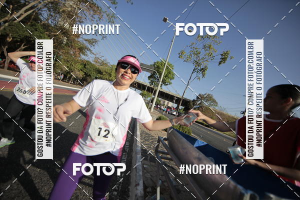 Buy your photos of the eventOutubro Rosa 2018 on Fotop