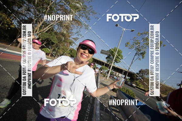 Buy your photos of the eventOutubro Rosa 2018 on Fotop