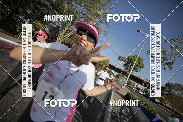 Buy your photos of the eventOutubro Rosa 2018 on Fotop