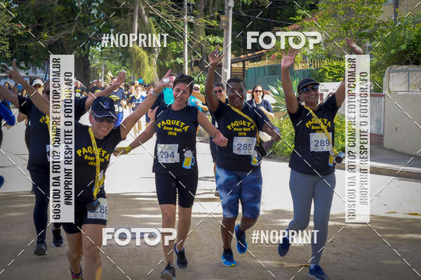 Buy your photos of the eventPaquet Beer Run 2018 on Fotop