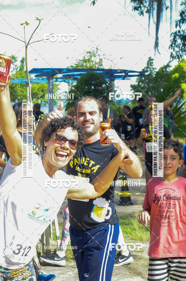 Buy your photos of the eventPaquet Beer Run 2018 on Fotop