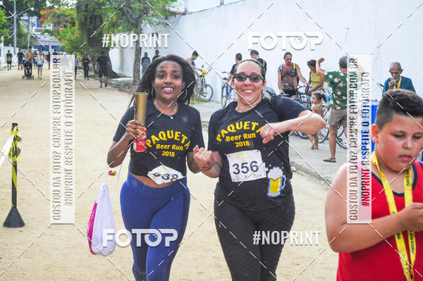 Buy your photos of the eventPaquet Beer Run 2018 on Fotop